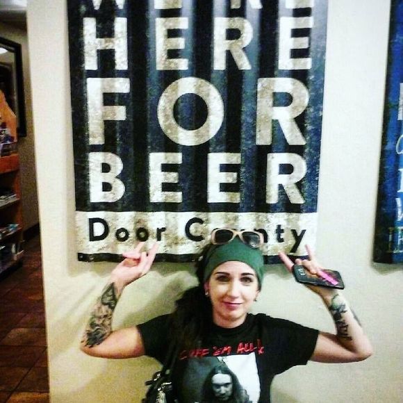 Meet your Posher, Jessica - Picture 1 of 1